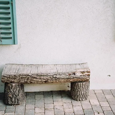 Noemi's Балатондьёрёк